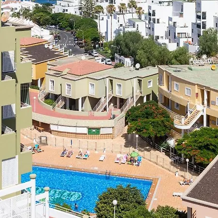 Home2Book Apart Costa Adeje, Pool Appartement